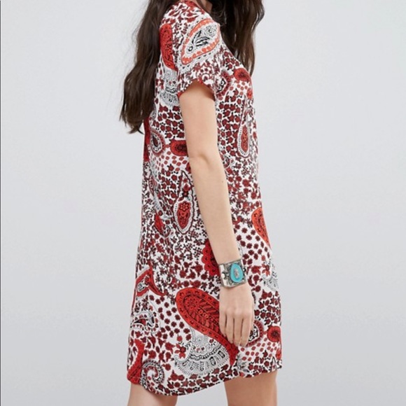 GLAMOROUS Paisley Shift Dress - Picture 3 of 6